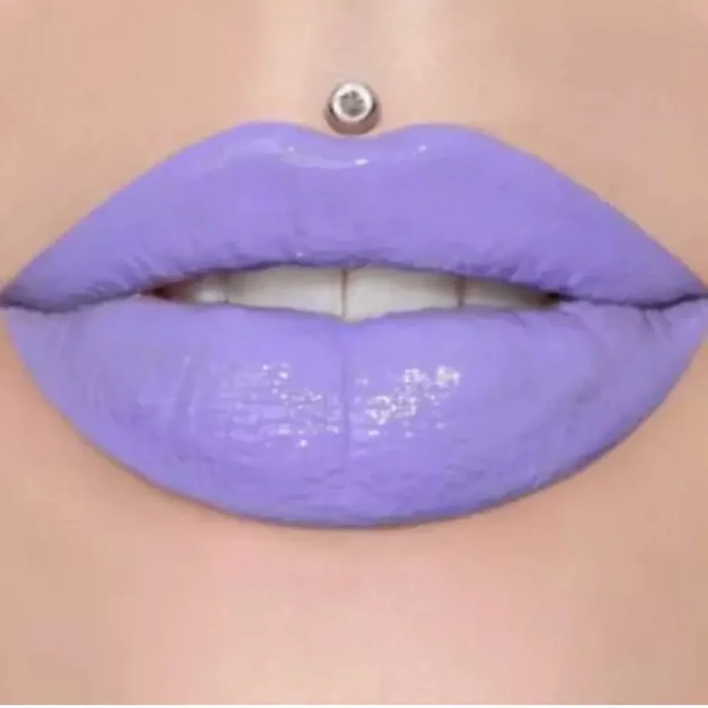 Supreme Gloss Frosting For Dinner Lavender Purple‎ Matte Liquid Lipstick